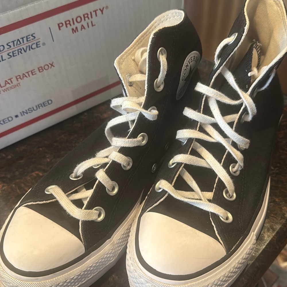 Converse Chuck Taylor All Star Lift Platform Women's Size 8 Black Hi-Top Sneaker